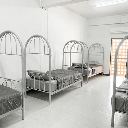 The Savannah Hostel Pai-2